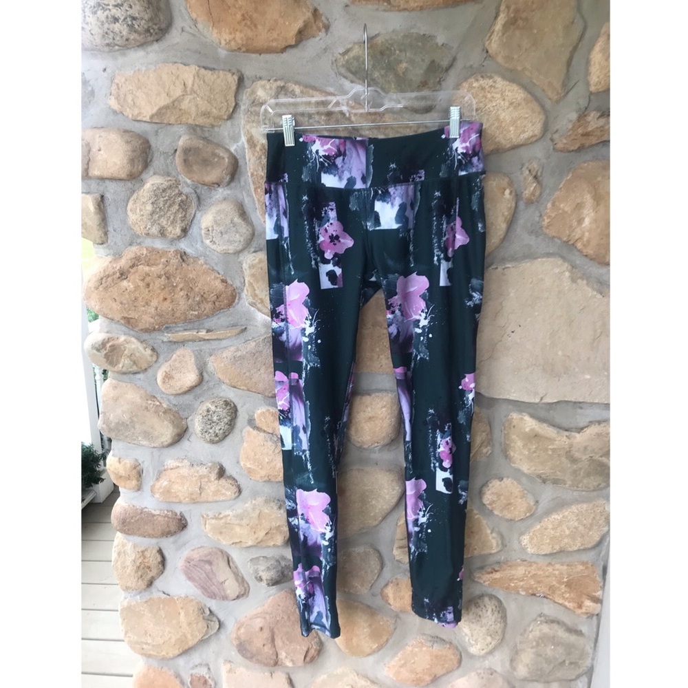 Kyodan Grey Floral Athletic Leggings